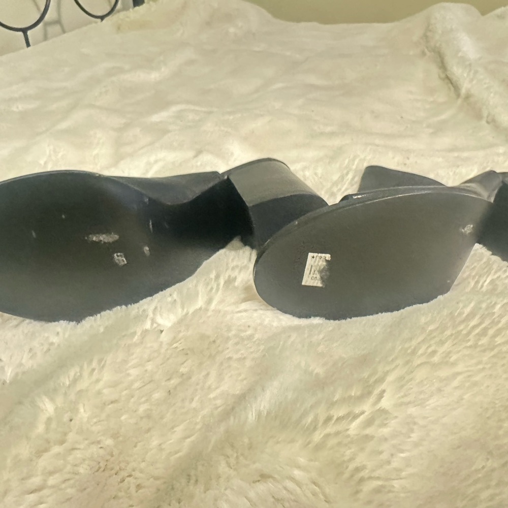 Black Heeled Boot sandals